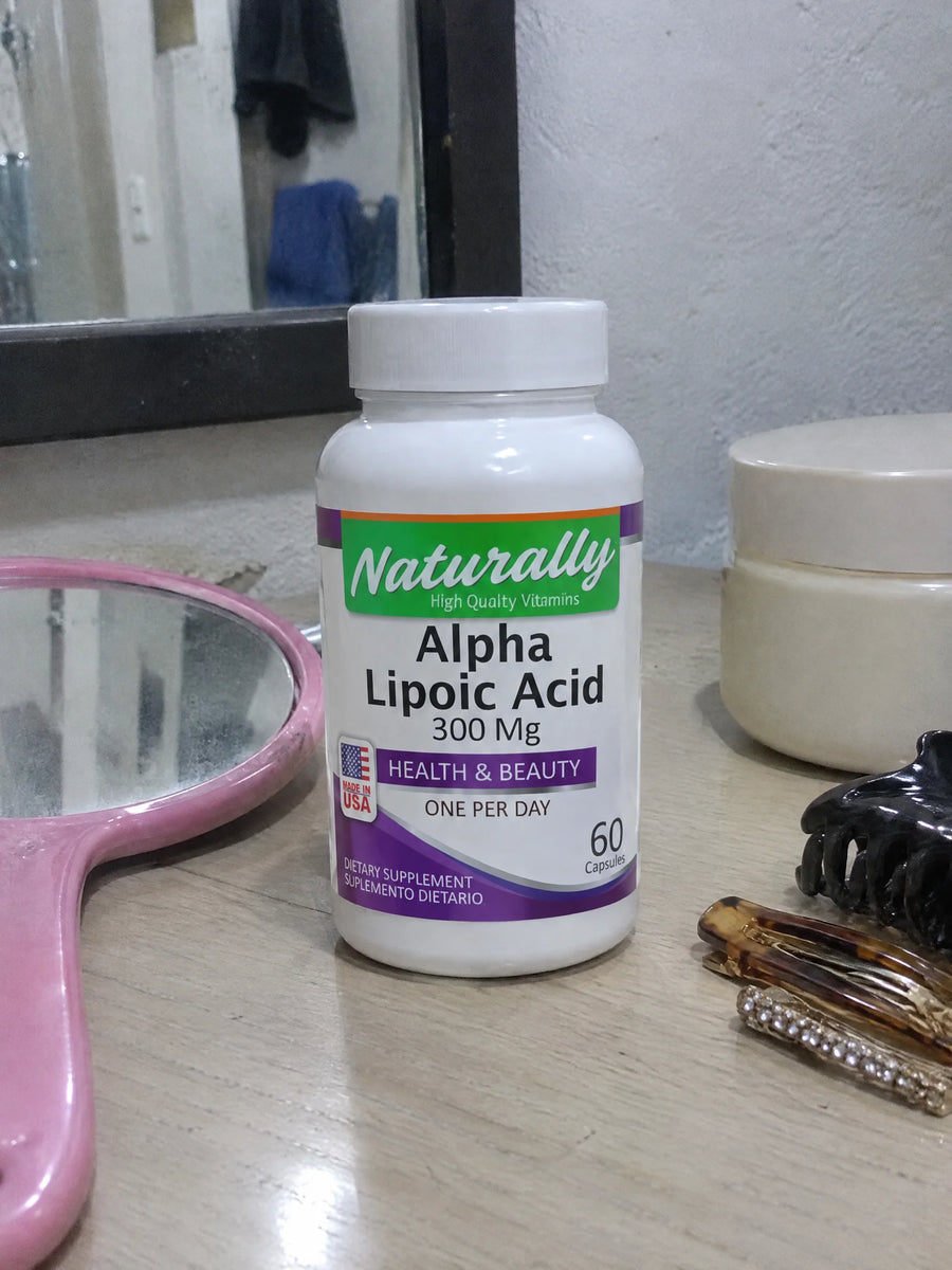 Ácido Alfa Lipoico 300 mg sobre una superficie de la casa