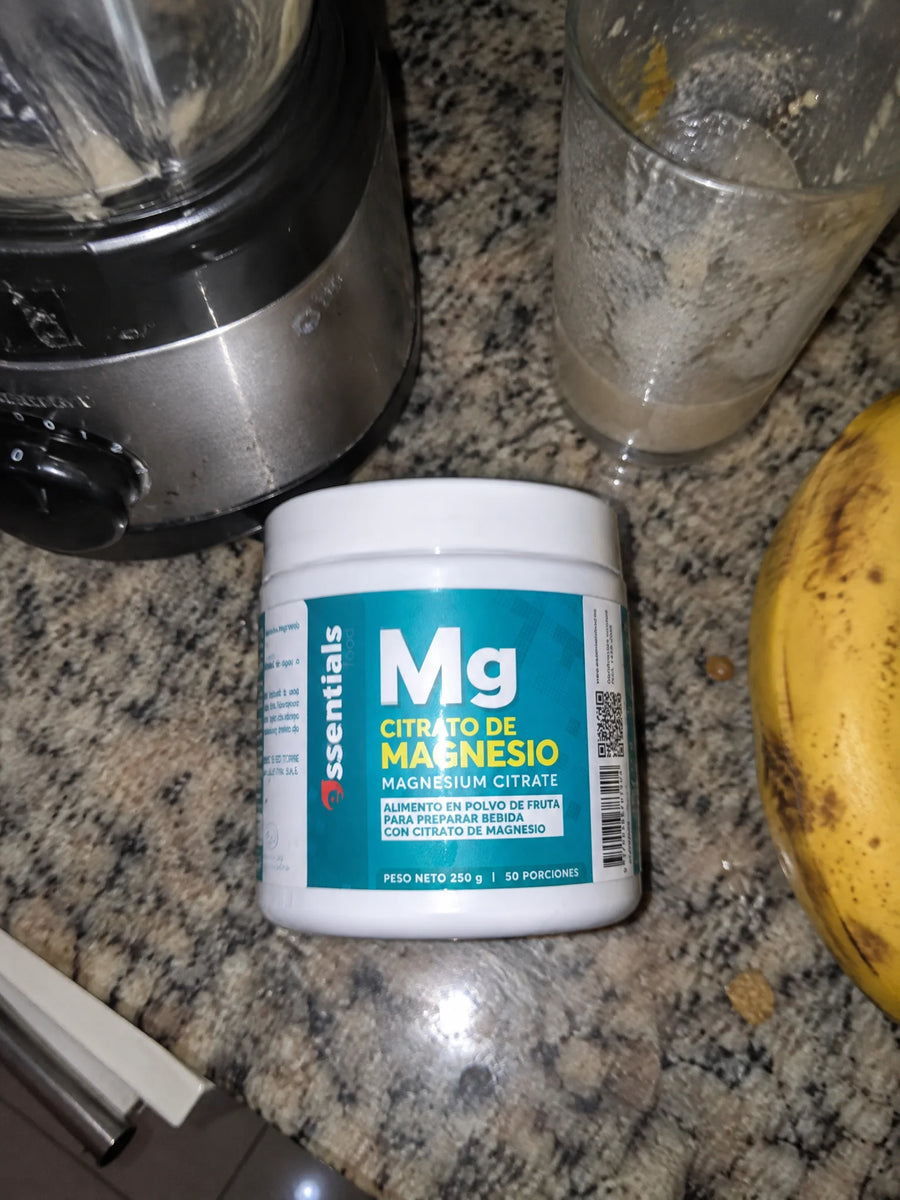 Citrato de magnesio 250g sobre una superficie de la casa