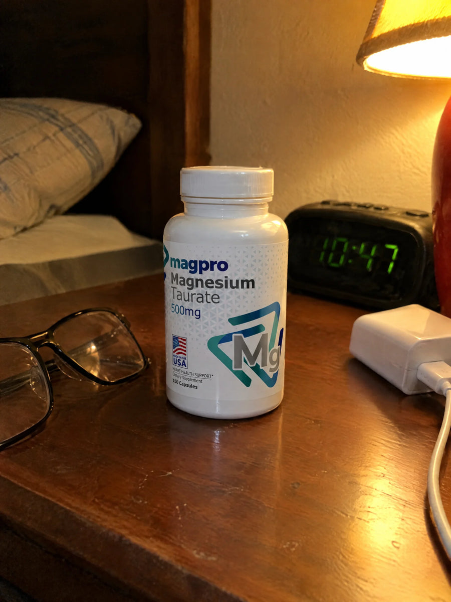 Taurato de magnesio 500mg sobre una superficie de la casa